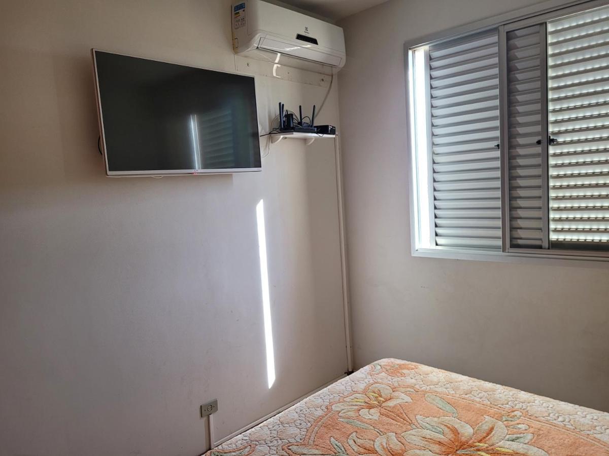 Apart completo 2/4 C Santa Mônica Appartamento Uberlândia Esterno foto